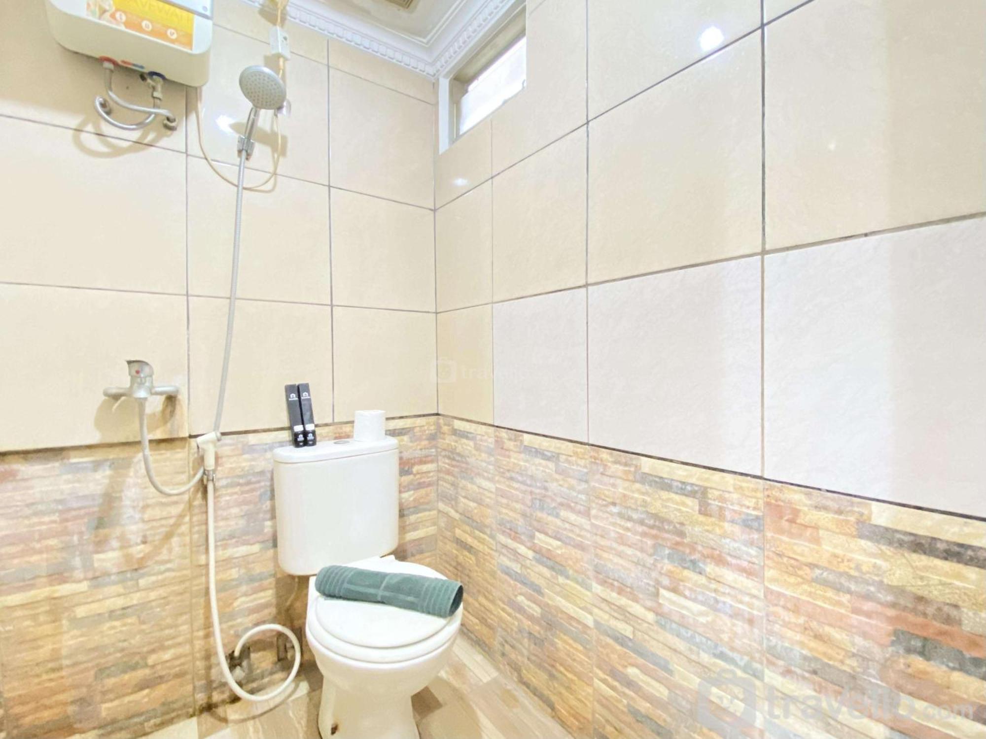 Modest 2br At @metro By Travelio Bandung